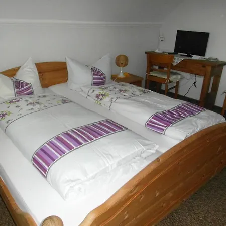 Landgasthaus Kaster Konukevi Valwig