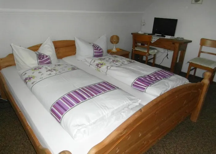 Landgasthaus Kaster ゲストハウス ヴァルヴィヒ